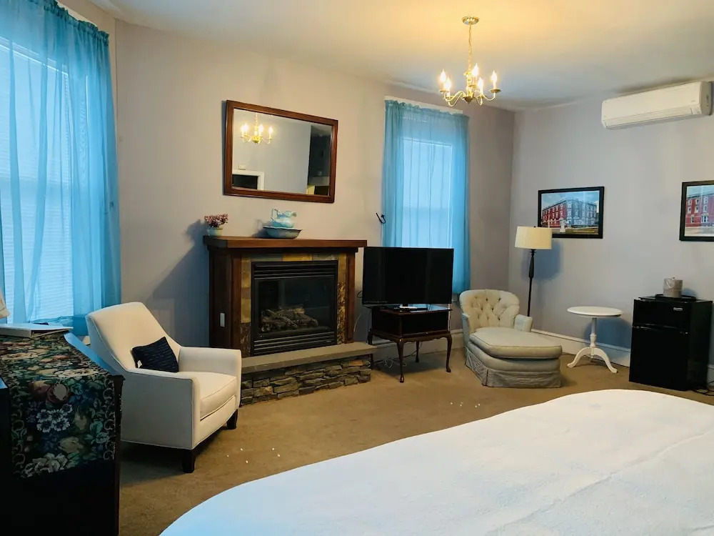 The Hotel Belvidere