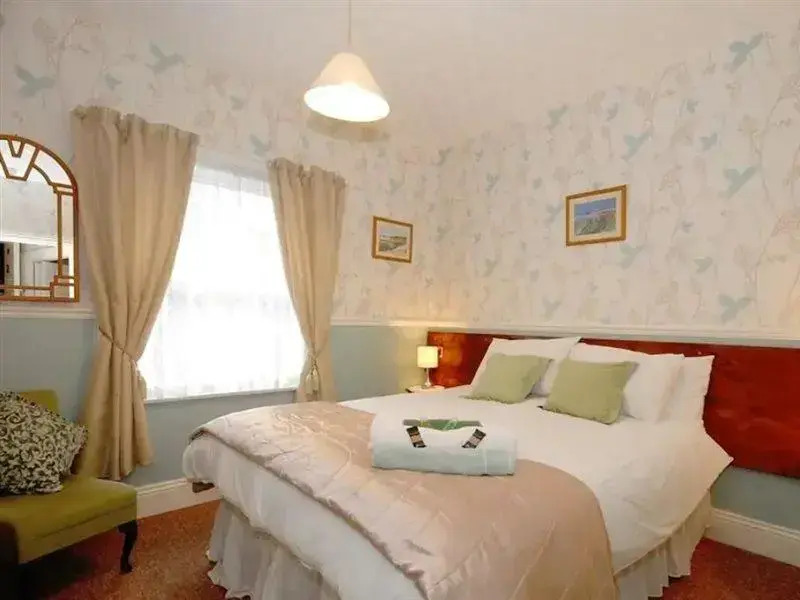 Longcroft Lodge