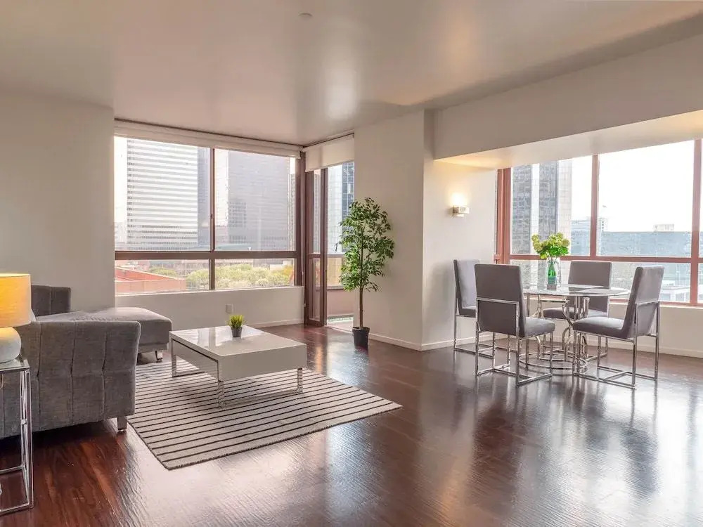 Downtown Luxury Condos by Barsala