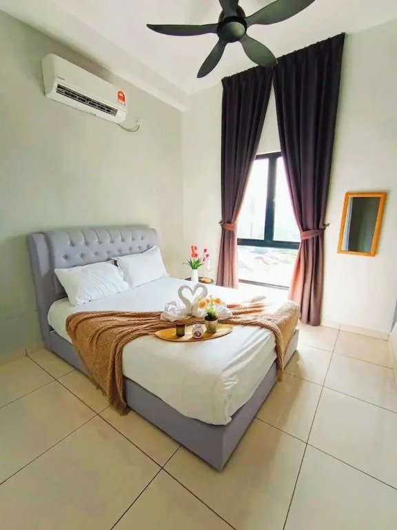 The Horizon Ipoh Dual L12 by Grab A Stay