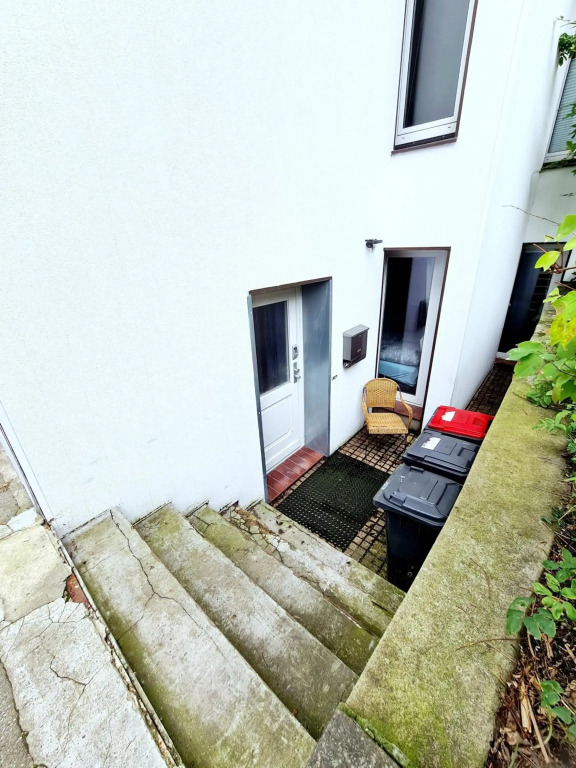 Spacious Apartment in urban location