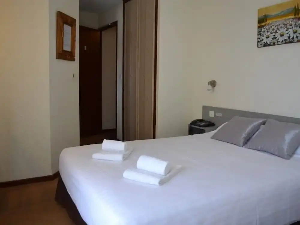 Hôtel des 4 Soleils