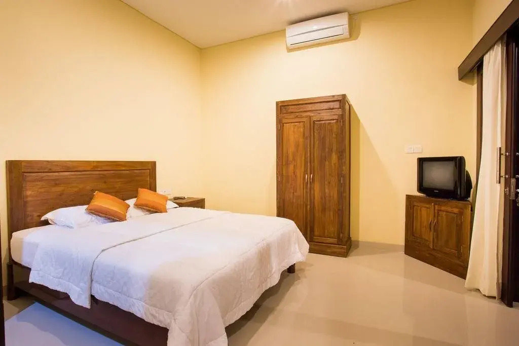 Candra Guest House