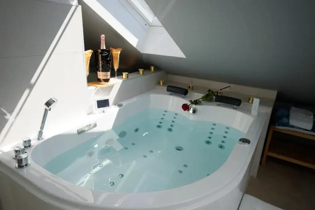 MV Suite & Spa