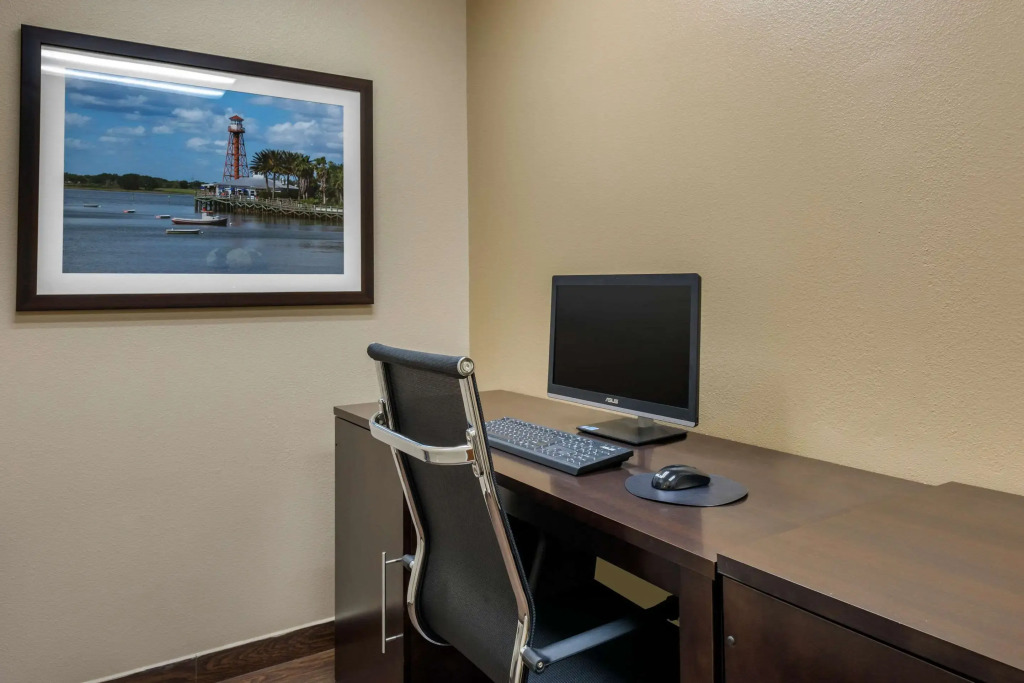 Comfort Inn & Suites Wildwood - The Villages