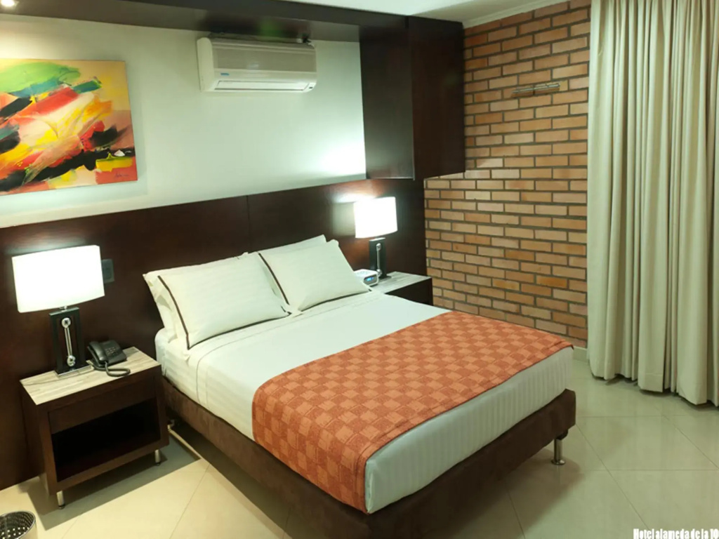 Hotel Alameda De La 10