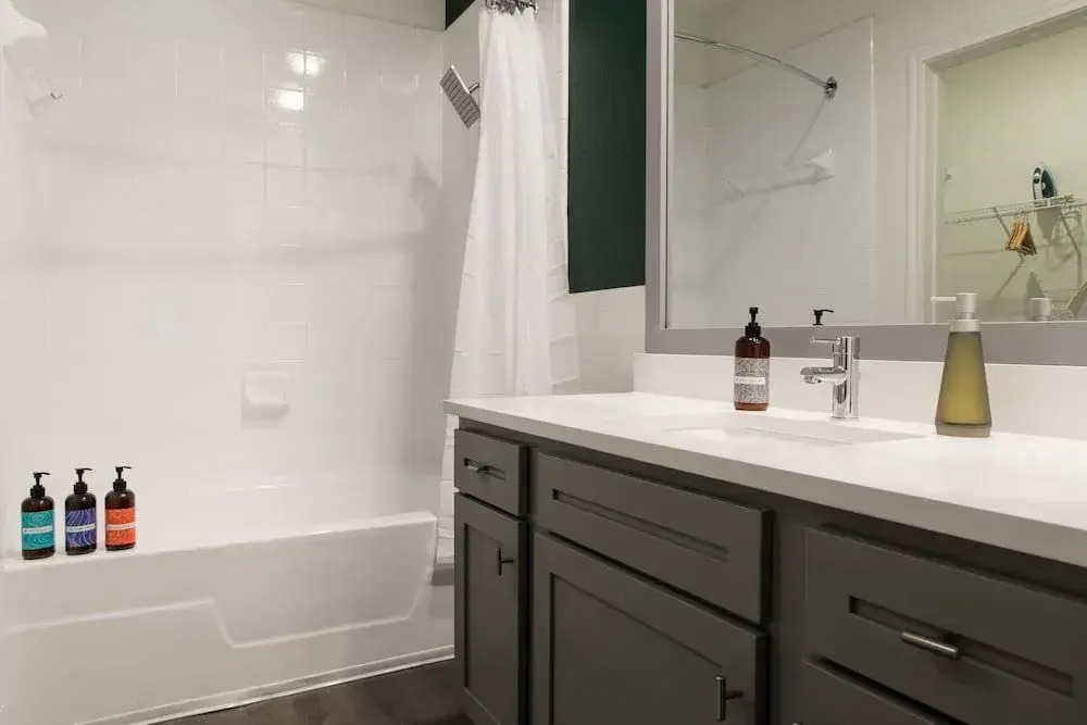 WanderJaunt - North Austin Apartments