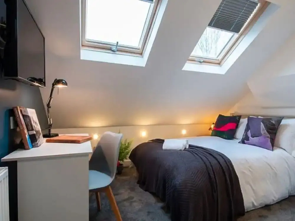 Contemporary Holiday Home in Coventry Near Fargo Village