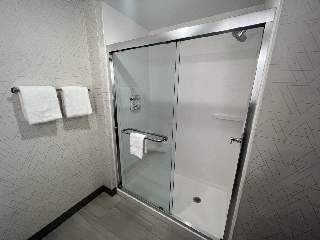 Holiday Inn Express & Suites - Tomah by IHG