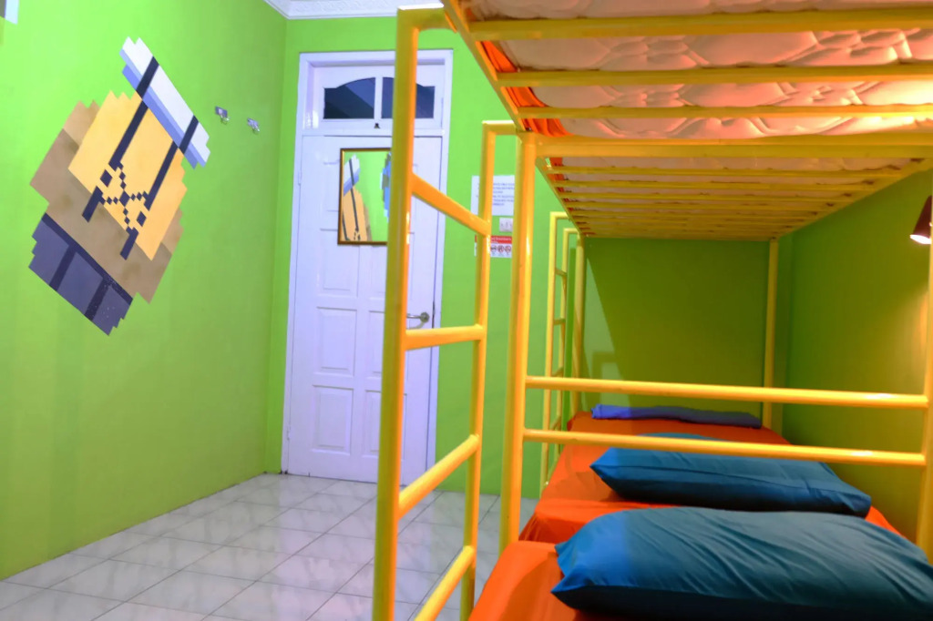 Bunk Bed and Breakfast