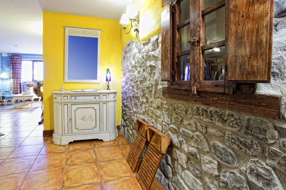 Hotel Rural El Almadiero