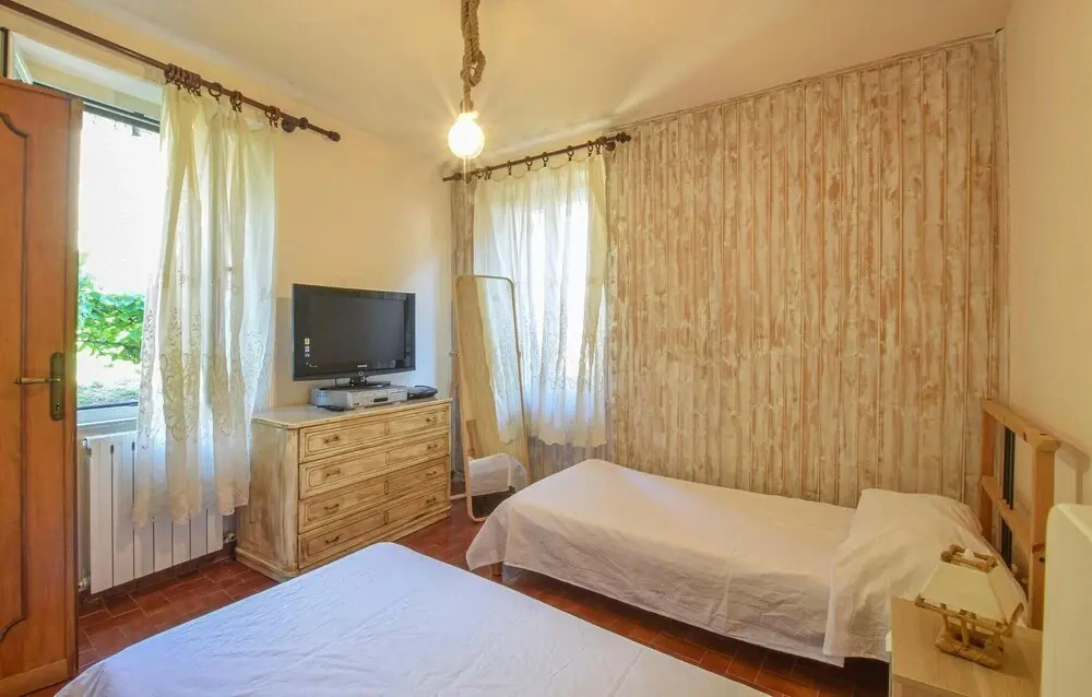 Stunning Home in Camaiore With 3 Bedrooms and Wifi