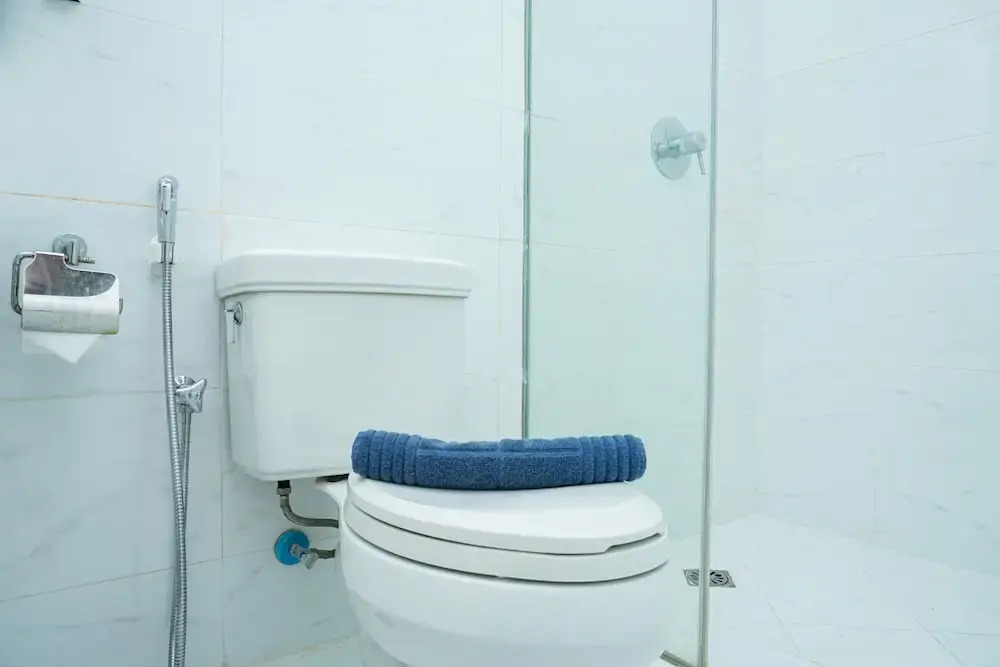 Stunning 2 Bedrooms Apartment at Ancol Mansion