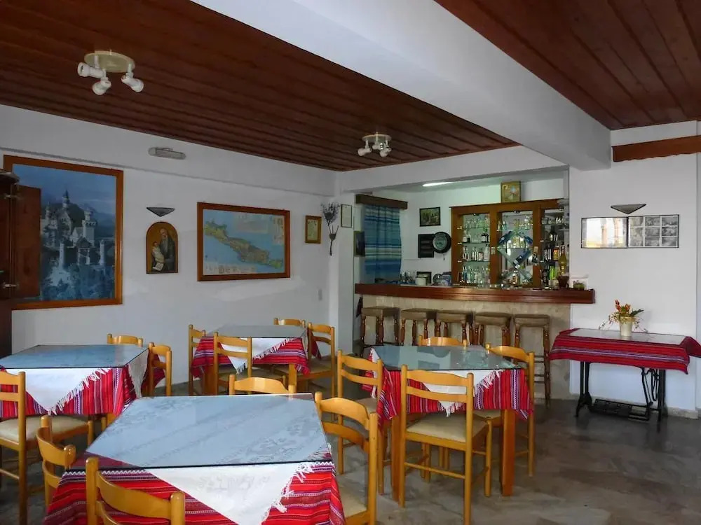 Vlachakis Beach Hotel