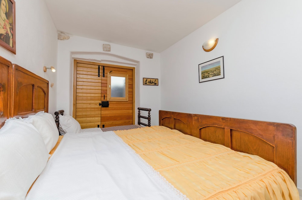 Apartments Draga
