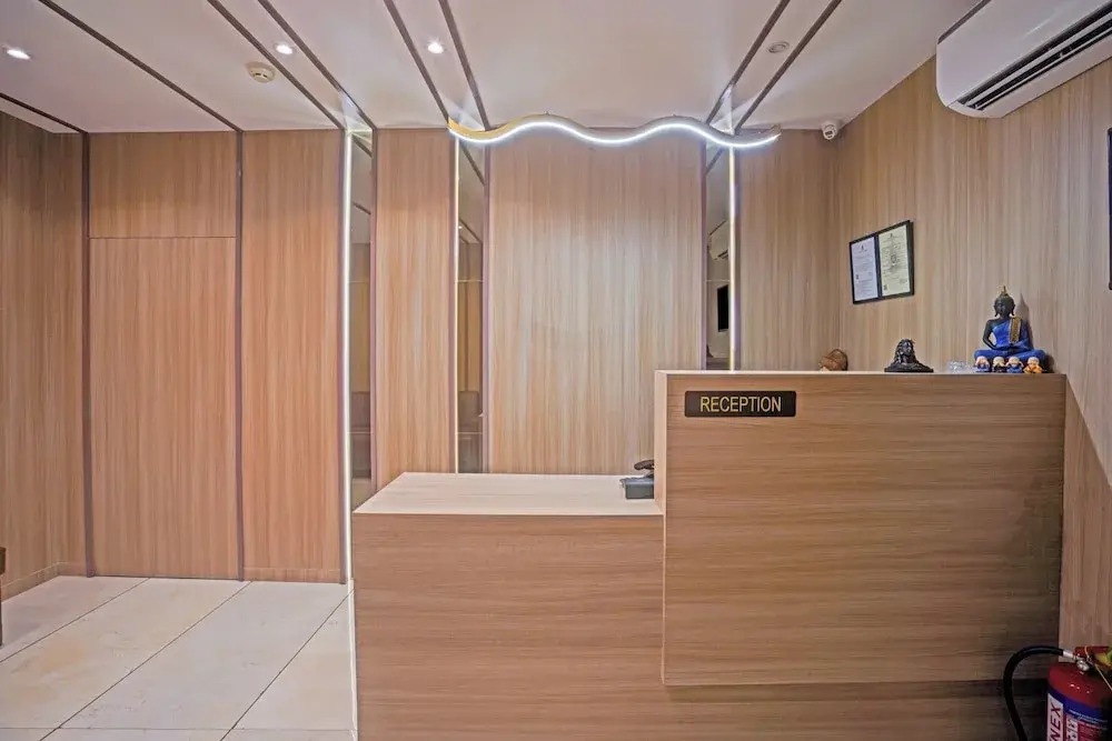 Hotel Sukoon, Best Luxurious Hotel Rooms In Surat City Center