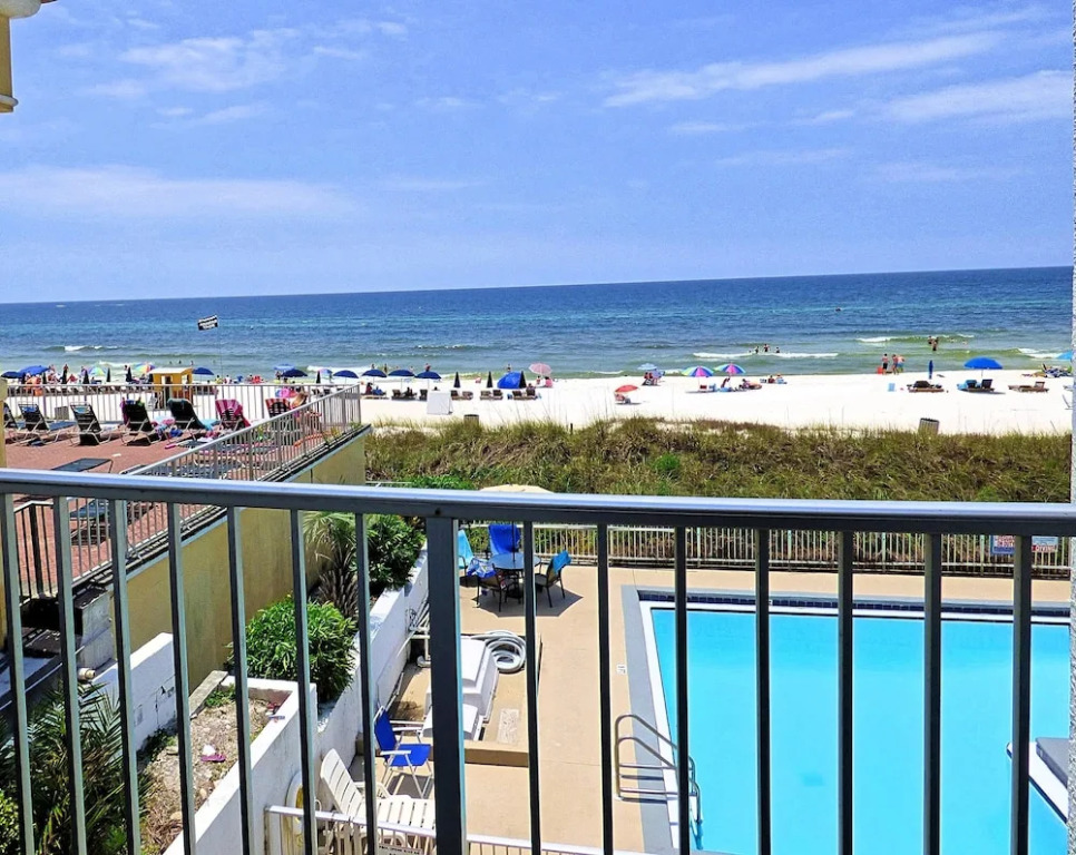 Pet Friendly Gulf Views On the Beach Steps Away 2nd Floor Private Deck