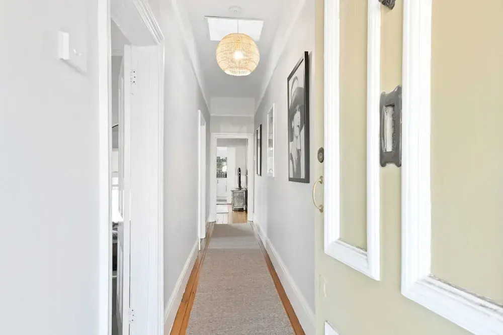 Charming 2-bed House in North Hobart
