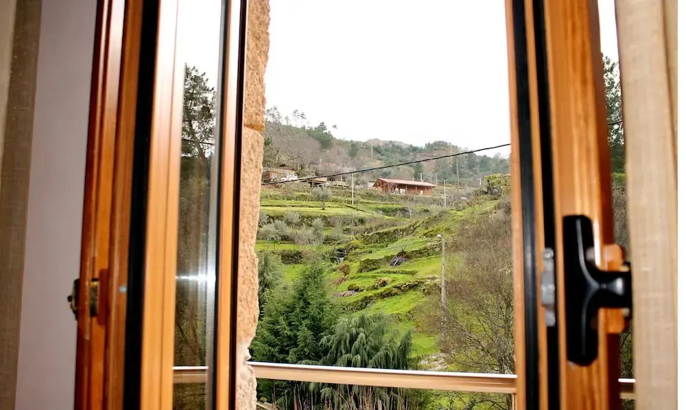 House With 3 Bedrooms in Povoa Velha, With Wonderful Mountain View, Fu