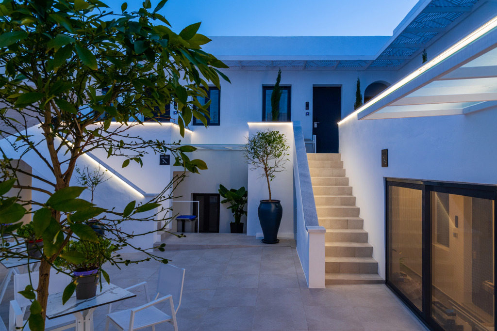 Central Boutique Hotel by Naoussa Hills - Adults Only