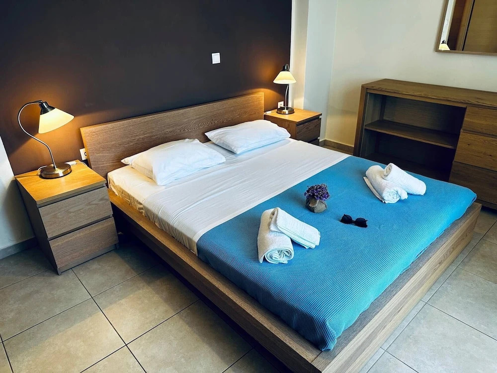 To Steki 1min From Beach 2bd 1ba