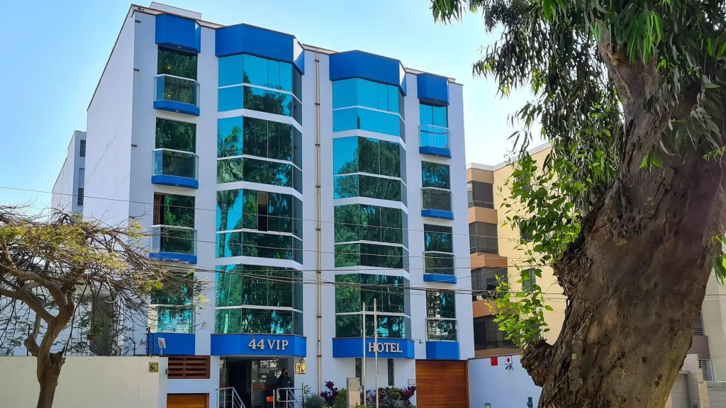 44 Vip Hotel