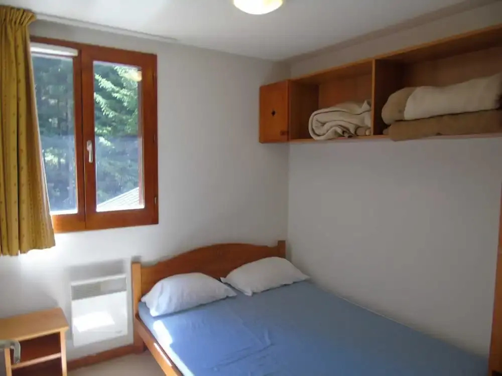 Lou Services Apartment J32 LSI 001