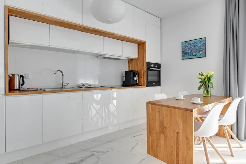 Flats For Rent - Apartment by the sea
