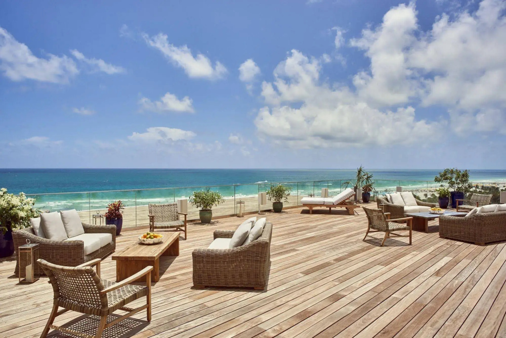 Nautilus Sonesta Miami Beach