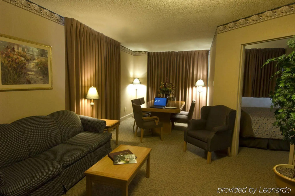 The Glenmore Inn & Convention Centre