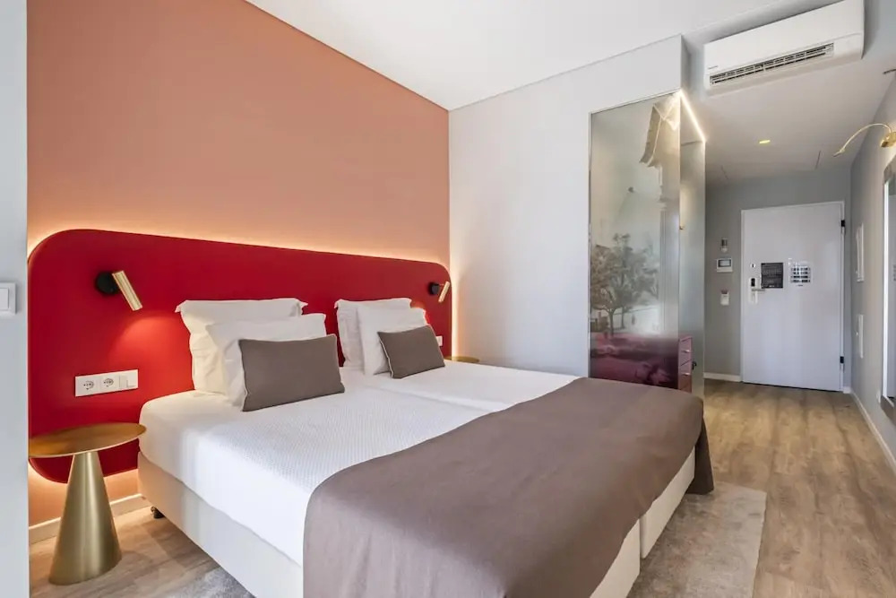King David Suites 201 by Homie
