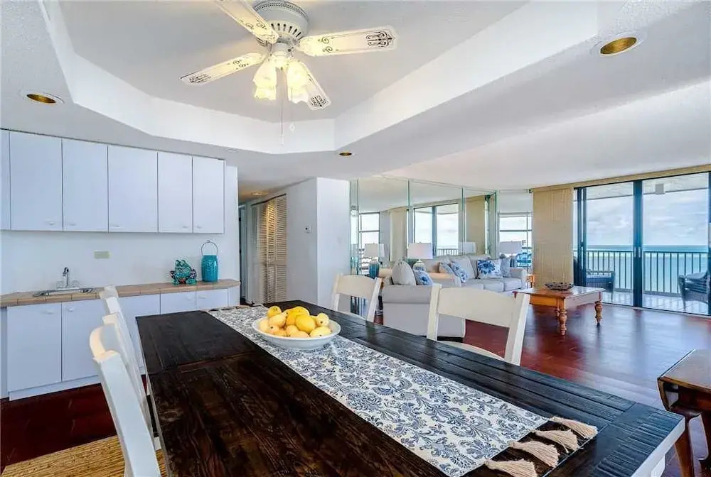 Lighthouse Towers 2008 - Two Bedroom Condo