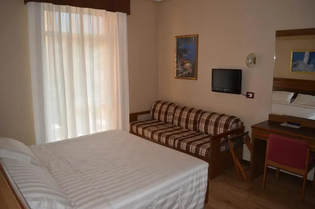 SunLake Hotel