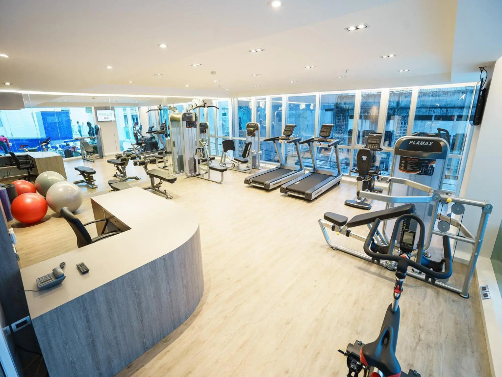 New Season Hotel