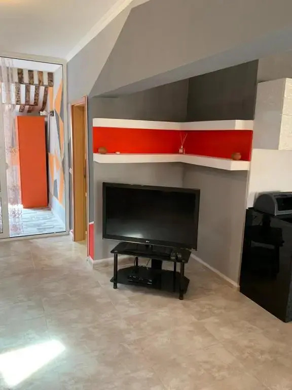 2-bedroom, 1- living room with folding divan, apartment with swimming pool and terrace