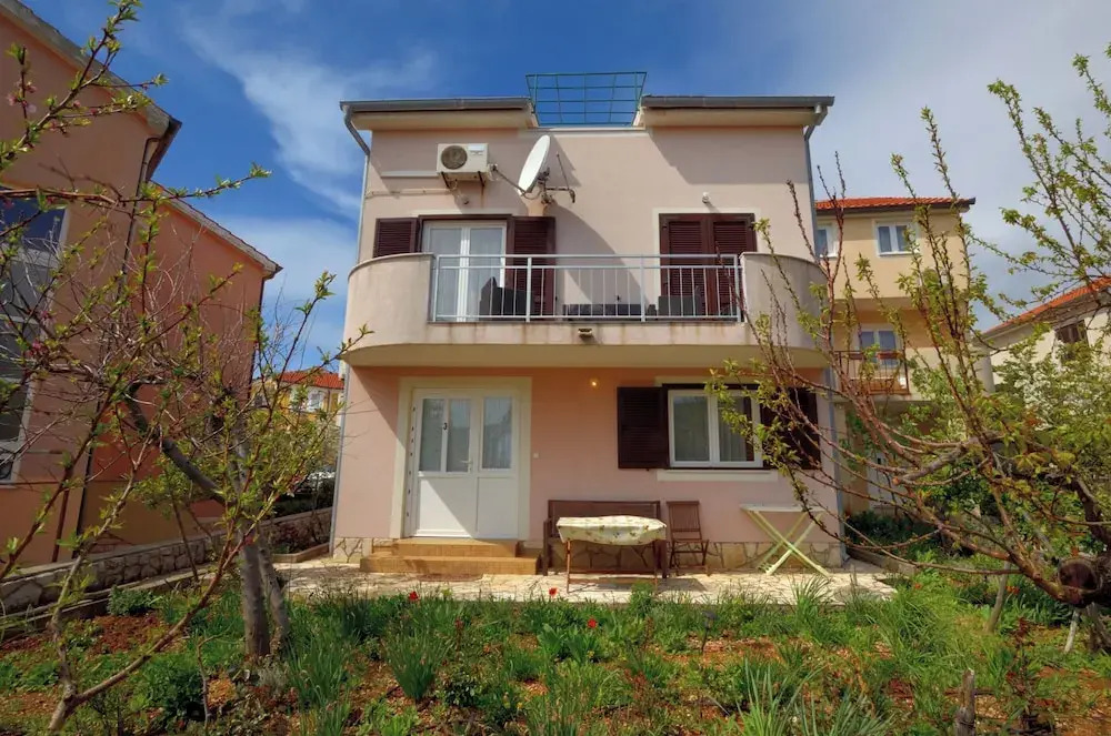 Apartments Rafael