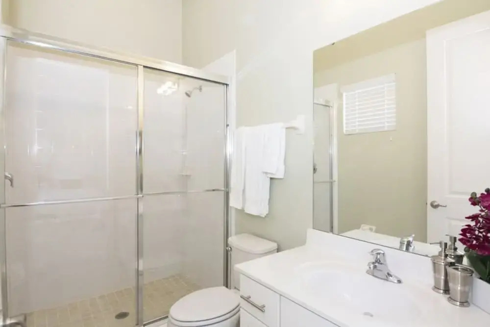 Five Suites Luxury Home RE1492