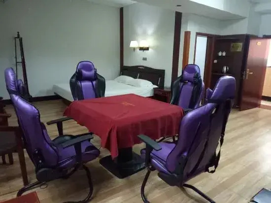 Pinglu Fuyan Hotel