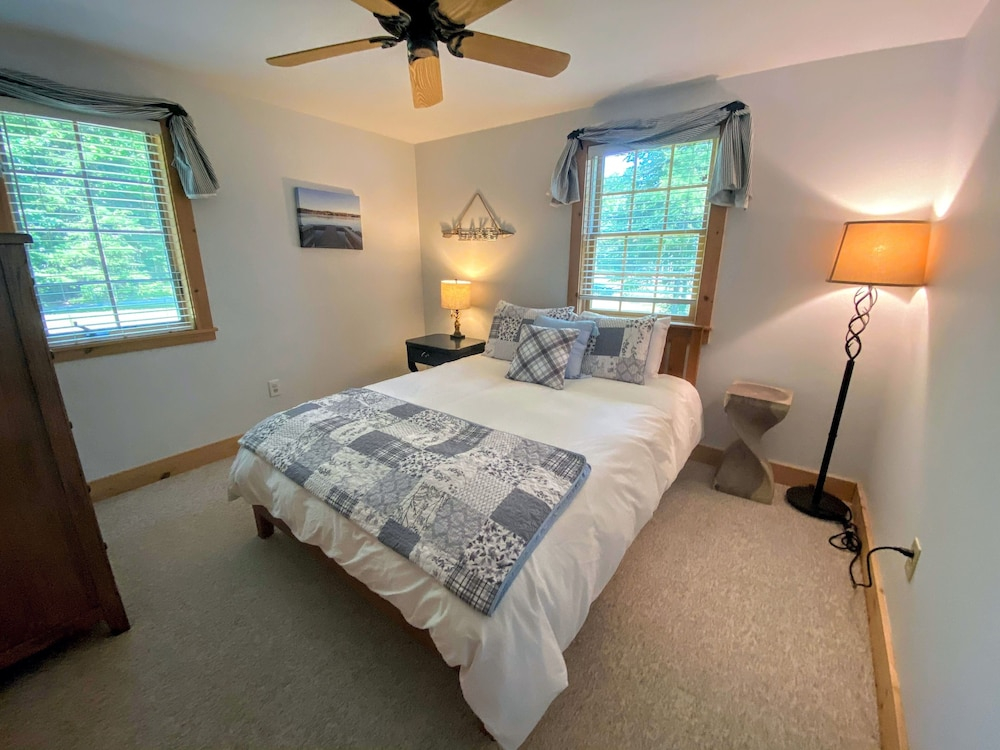 30fl Amazing Lake House 20 min From Bretton Woods Stunning Water Views! Bonus Room
