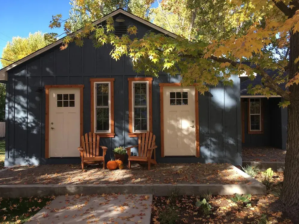 Eastside Guesthouse and Bivy