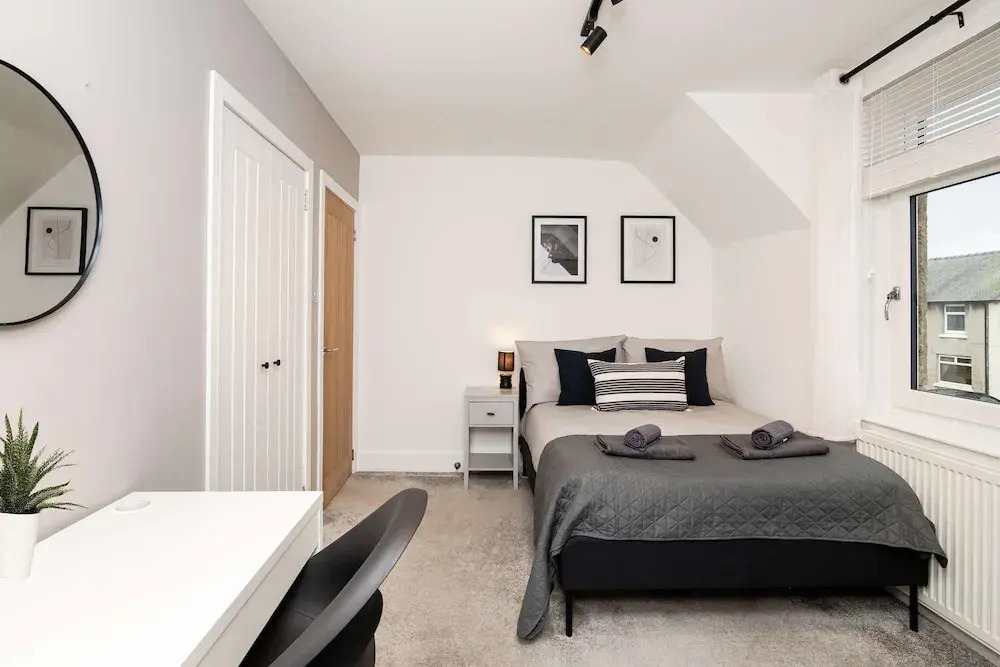 3 Bedroom House-free Parking