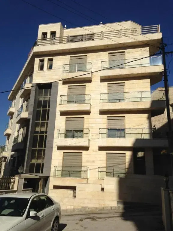 Diyarkom Apartment