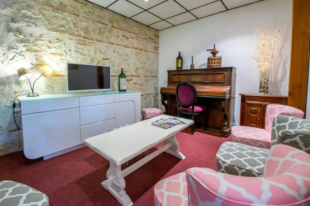 Logis Hotels - Au Colombier du Touron