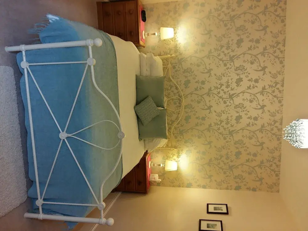 Ty Bryn Bed and Breakfast