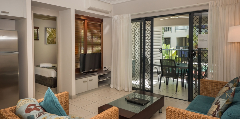 El Nautico Suites