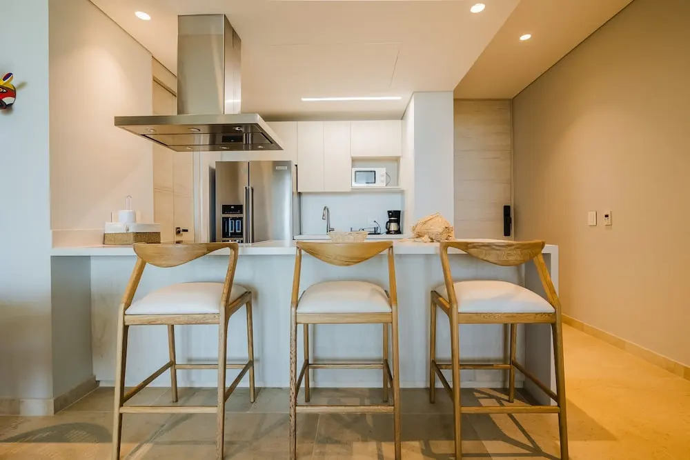 3-bedroom Apartment With Ocean Views in Baru