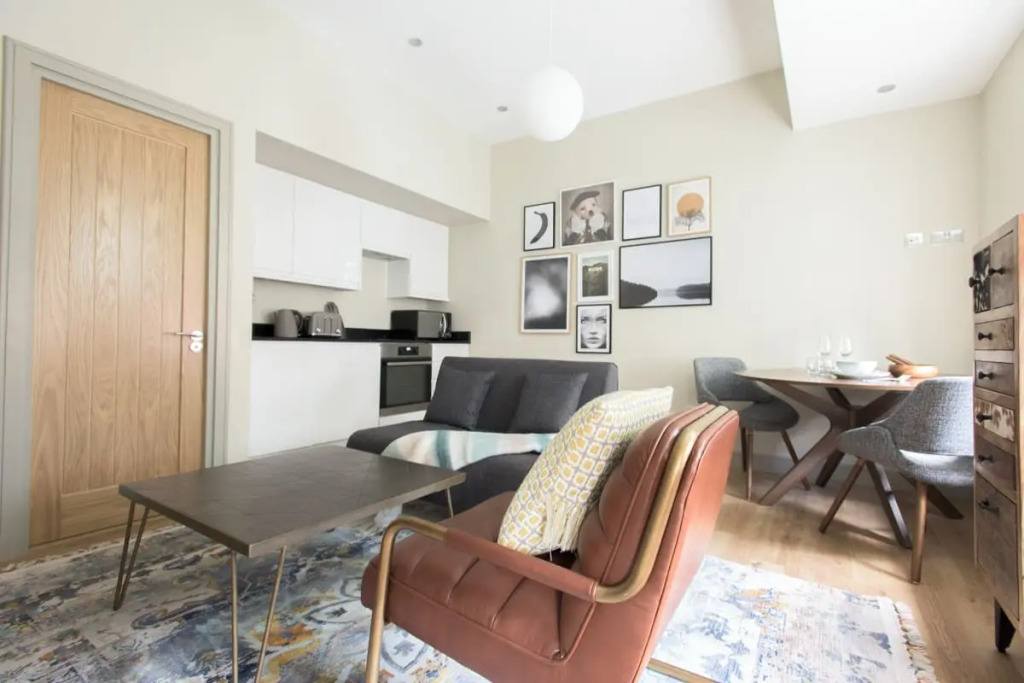 The Soho Loft - Elegant & Modern 1bdr in Soho