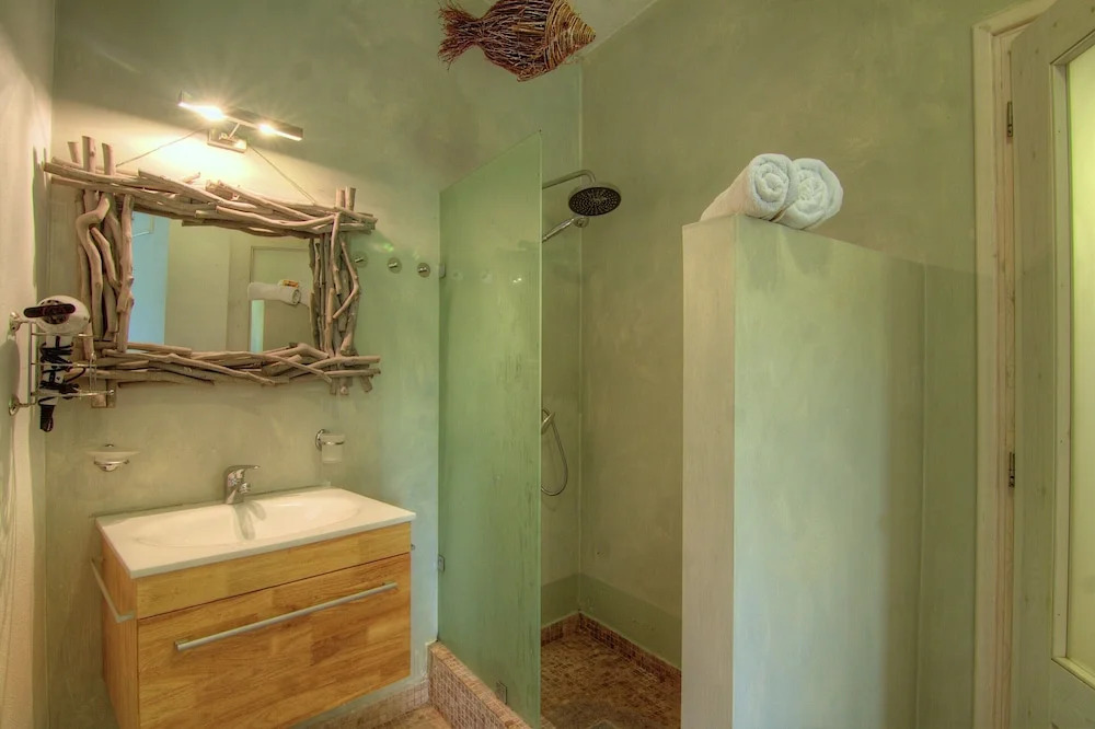 Authentic 10 Person Villa Near the Sea
