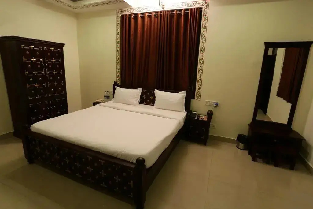 Shaam-E-Retreat