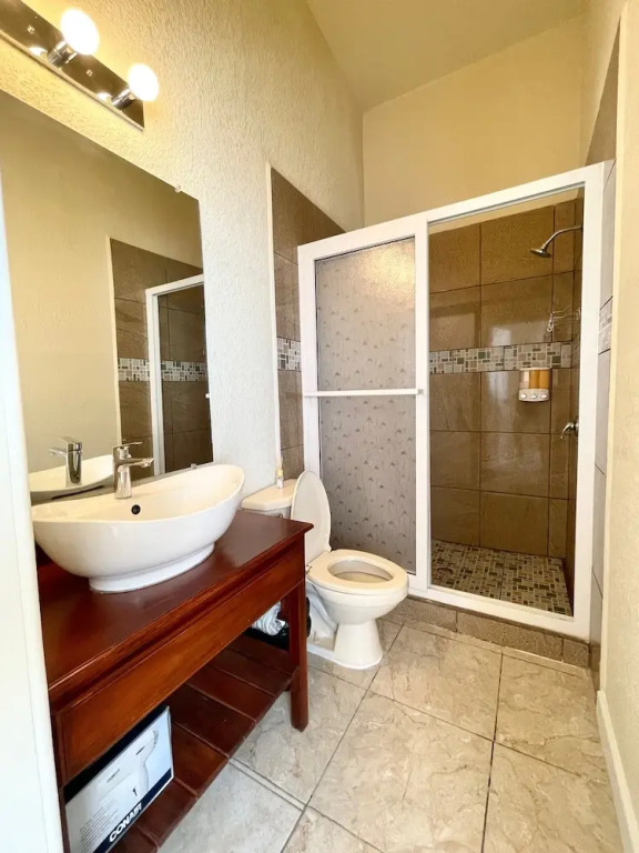 Lunas View Hotel and Restaurant